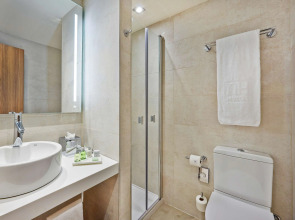 NH Barcelona Les Corts