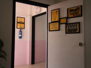 The Hive Singapore Hostel