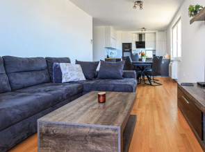 Beautiful Apartment in Zadar With Wifi and 2 Bedrooms