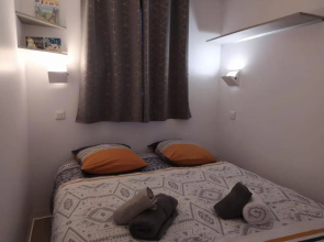 Nice appartment for 6 to 8 people ski in and out in Courchevel
