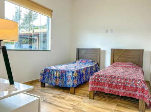 Casa a Poucos Metros da Praia do Coral - Cabo Frio