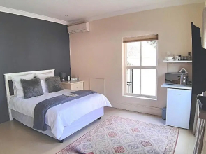 Rustic Manor Guest House