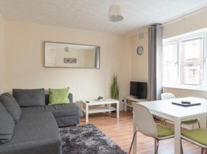 Luxury Central Link Luton/London/M1/Airport/Station/Long stay