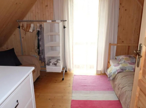 Domek na Jagodowym Wzgórzu