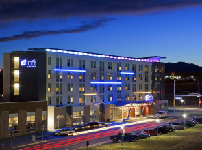 Aloft Broomfield Denver