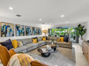 New Waterfront Oasis, Minutes to Beach, Eats, Shops