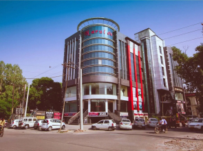 Hotel Narula's Aurrum