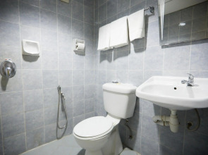 Tang City Hotel, Petaling Street, Merdeka PNB 118 Tower