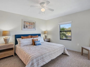 Punta Gorda 2-Bedroom Canalfront Condo with Dock and Pool 2 Condo