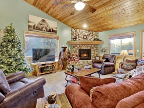 Sleepy Bear Lodge # 2385