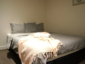 Level 39 Fulton Lane Apartment