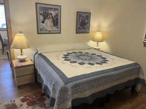 Creekside Vacation Rentals- Adults Only