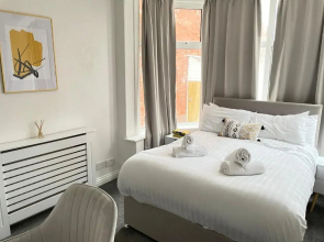 Ivy Apartments by CityNest