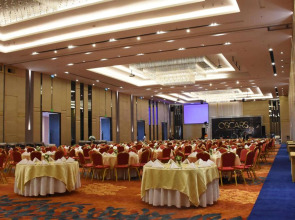 Best Western Plus Wanda Grand Hotel