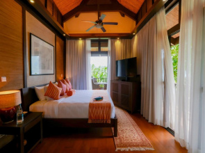 Lihim Resorts