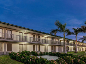Ramada by Wyndham Sarasota Waterfront