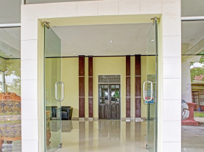 OYO 90423 Hotel Aman