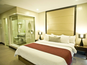 Goldberry Suites & Hotel Mactan