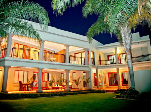 Silver Palms Guest House