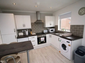 Ravenhill Apartment city centre access