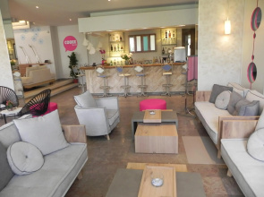 Hotel Cooee Albatros