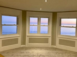 Stunning Beachfront Apartment, Perfect Sea View.