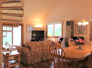 51 Middlecott - 2 Bedroom Condo