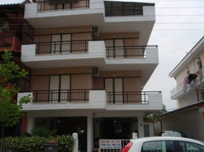 Dimitra's Apartments