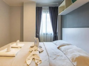Modern Condo - 1BR T1-201