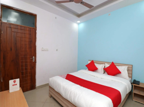 OYO 28383 Mohit International 2