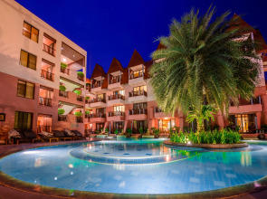 Seaview Patong Hotel