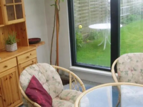 Strandhuset Holiday Home