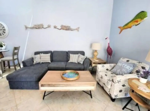 Multi-level Penthouse Deluxe - Sleeps 7 Pe112