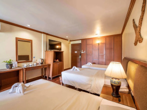 Royal Ivory Sukhumvit Nana