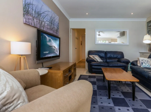 Kooringal, Unit 5/105 Soldiers Point Road