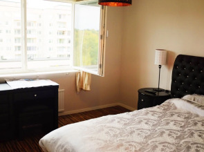 Central - 2 Bedroom Apartment