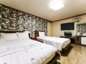 Gumi A Hotel