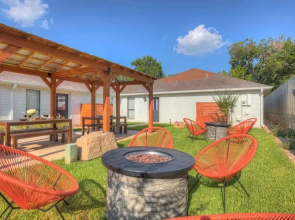 Wanderlust #3 Hot Tub Shared Outdoor Space