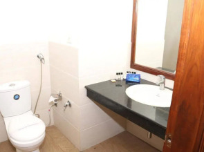 OYO Premium Pakhowal Road