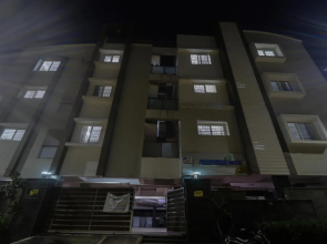 FabHotel Rithikha Inn Manapakkam