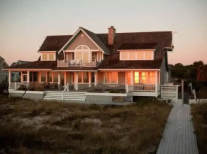 Coastal Beach House 5 Bedroom Holiday Home By Bald Head Island