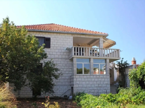 Apartments Neda Povlja