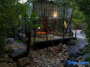 Wonderland Inn, Sanya