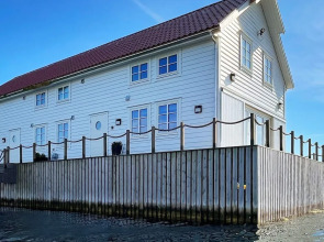 12 Person Holiday Home in Bremnes-by Traum