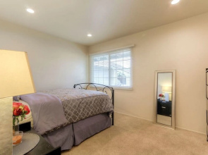 Gala Apple 3br 2ba