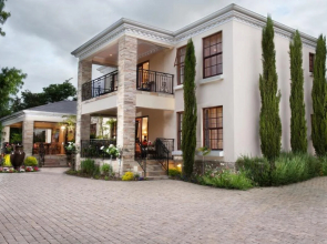 Blaauwheim Guest House