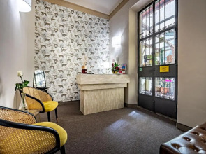 Maison Pitti Florence