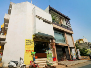 OYO Flagship 64987 Balaji Palace