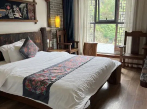 Zhangjiajie Huamuwan Resort (Zhangjiajie West Railway Station)