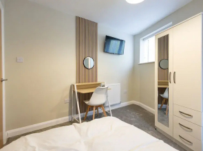 Bath Bliss Retreat - 7 Bedroom House